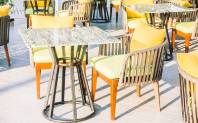 How to Arrange Tables for Maximum Space and Flow?
